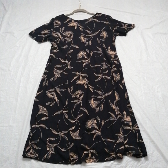 Full Dress👗 - Picture 3 of 4